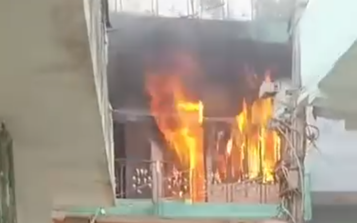 Screenshot_20251221-130400.WhatsApp Business